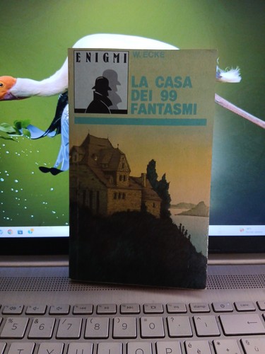 Casa dei fantasmi - casa, ecke