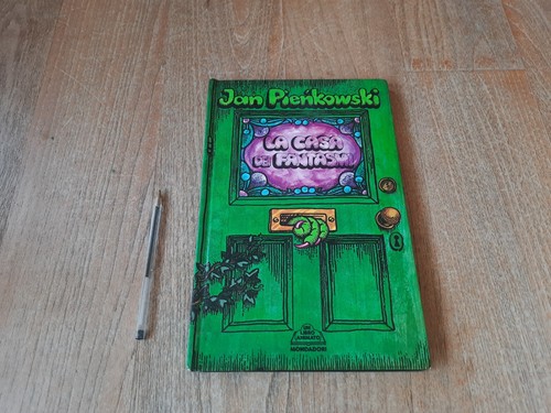 Libro pop horror - pop,